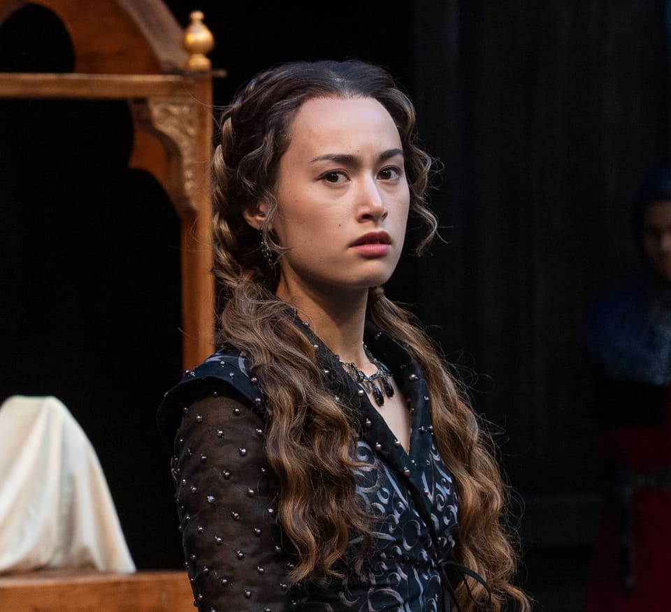 Sarah Suzuki performing in Richard III